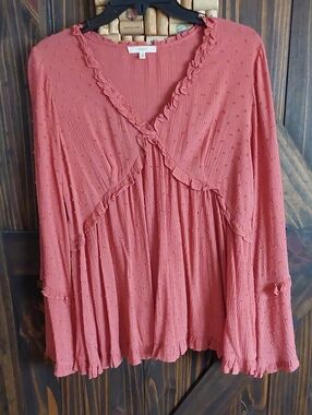 Coral Easel V-Neck Ruffle Babydoll Top Sz M